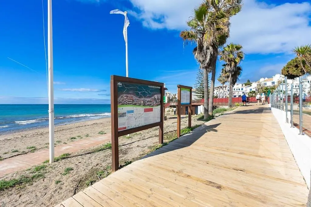 Appartamento Dona Lola Beachfront Studio Mijas Spagna
