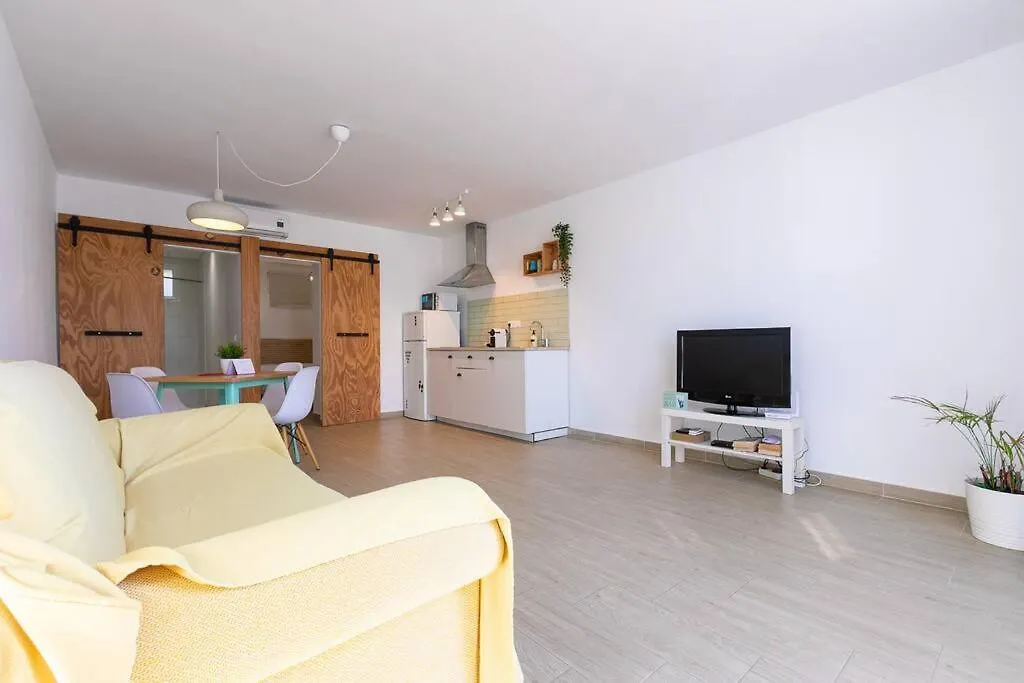 Dona Lola Beachfront Studio Mijas