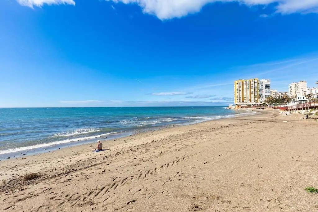 Dona Lola Beachfront Studio Mijas